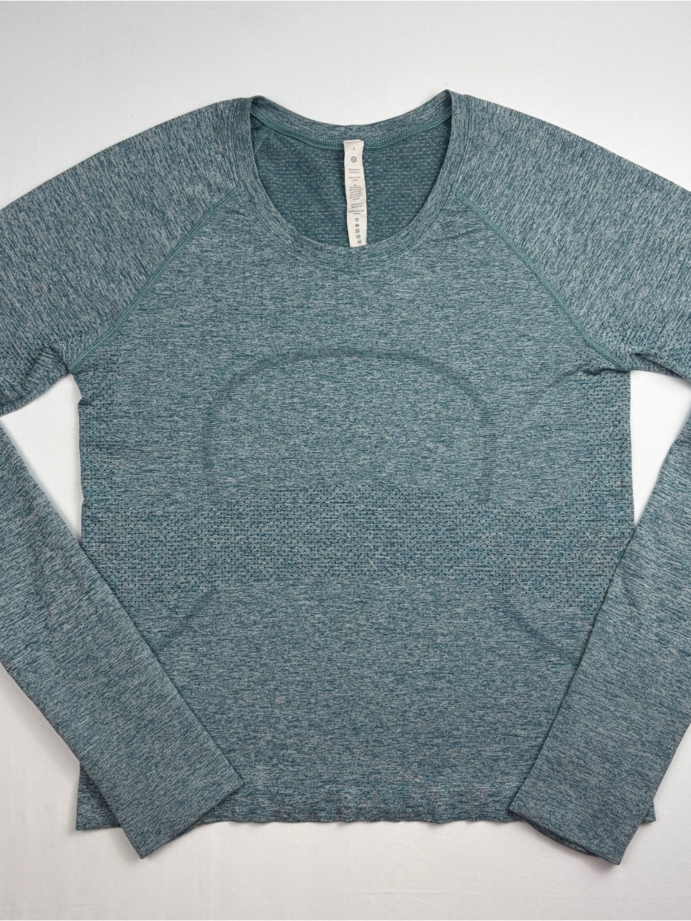 Lululemon Swiftly Tech Long Sleeve Top Women’s 8 Blue Seamless Athletic
